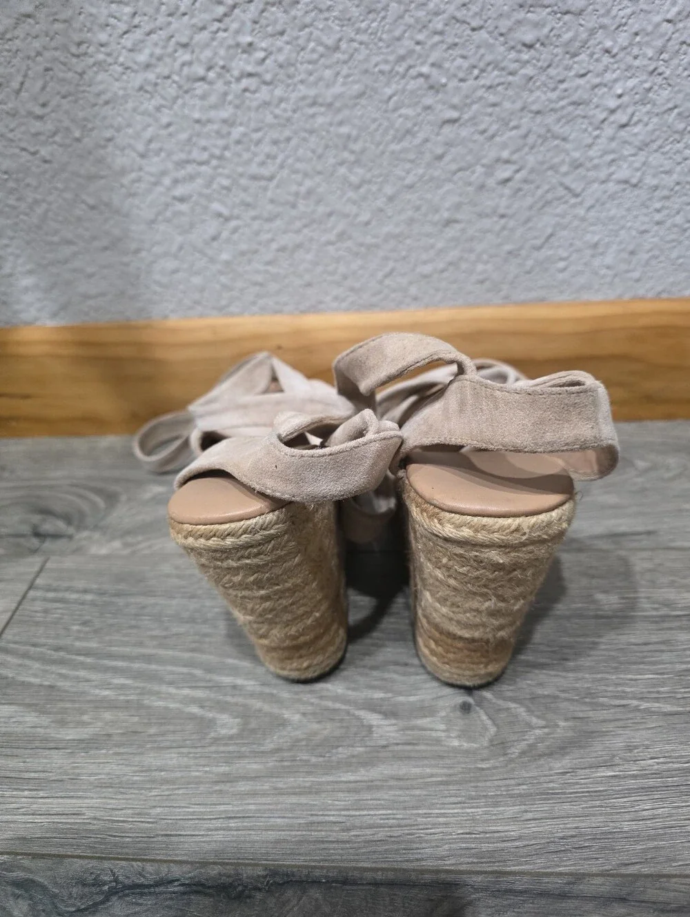 Women’s Open-Toe Espadrille Wedge Sandals in Light Beige With Tie Strap